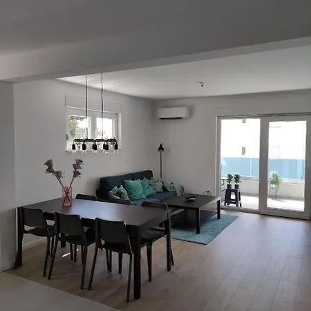 Apartment Sebastijan Makarska